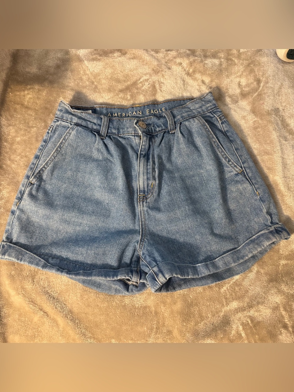 American Eagle Outfitters Light Blue Mom shorts High-Rise Denim Shorts
